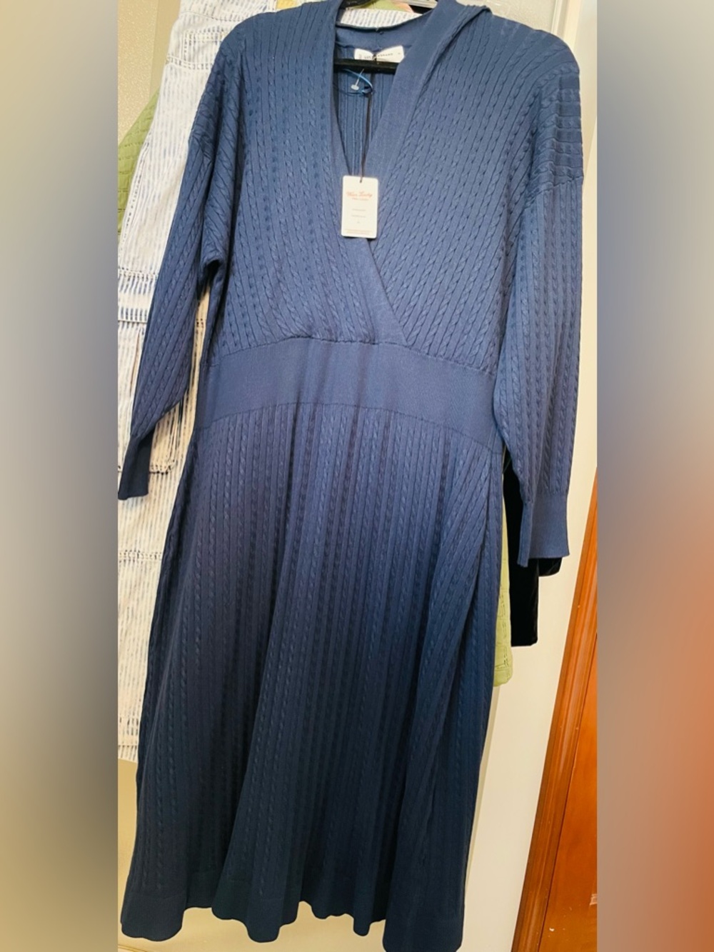 Lucky Brand Navy Ribbed V‑Neck Maxi Dress - Picture 2 of 5